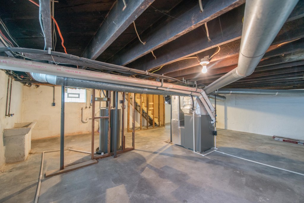 286 E Woodrow Avenue - Clean & dry basement with new HVAC and water heater