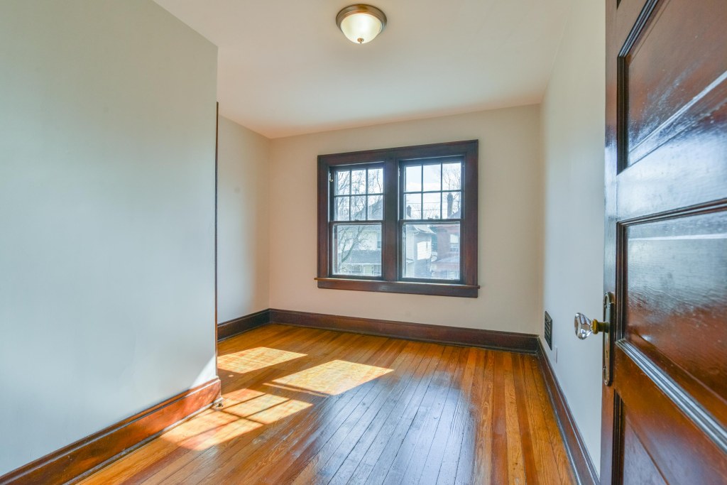 286 E Woodrow Avenue - Bedroom 3